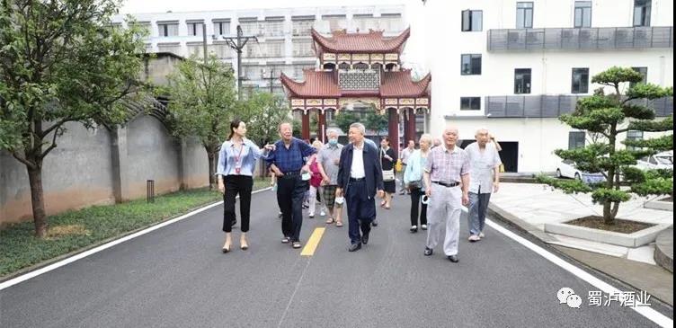 1598930018216837.jpg 01.jpg